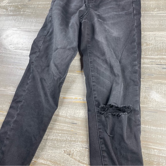 AEO Curvy Super Hi-Rise Jegging Black Distressed Next Level Stretch - Picture 7 of 7